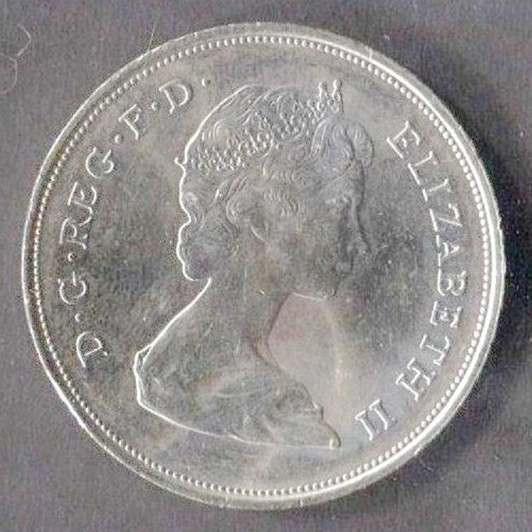 CH888 Vintage Old UK England Queen Elizabeth 1980 Coin (OC237)