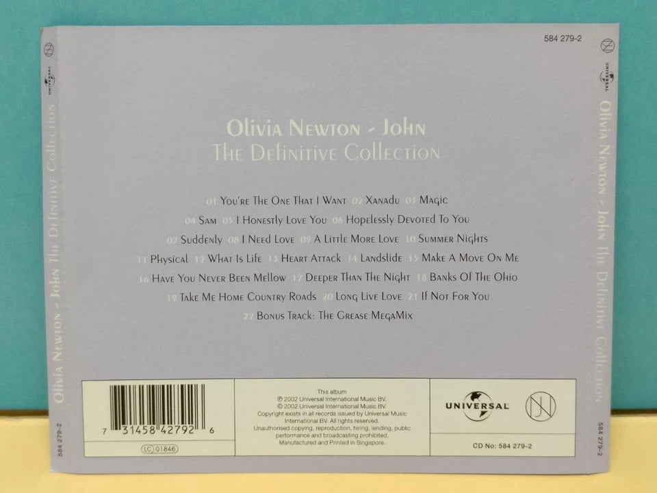 CH888 Olivia Newton John The Definitive Collection 2002 Rare Singapore English CD ZN238