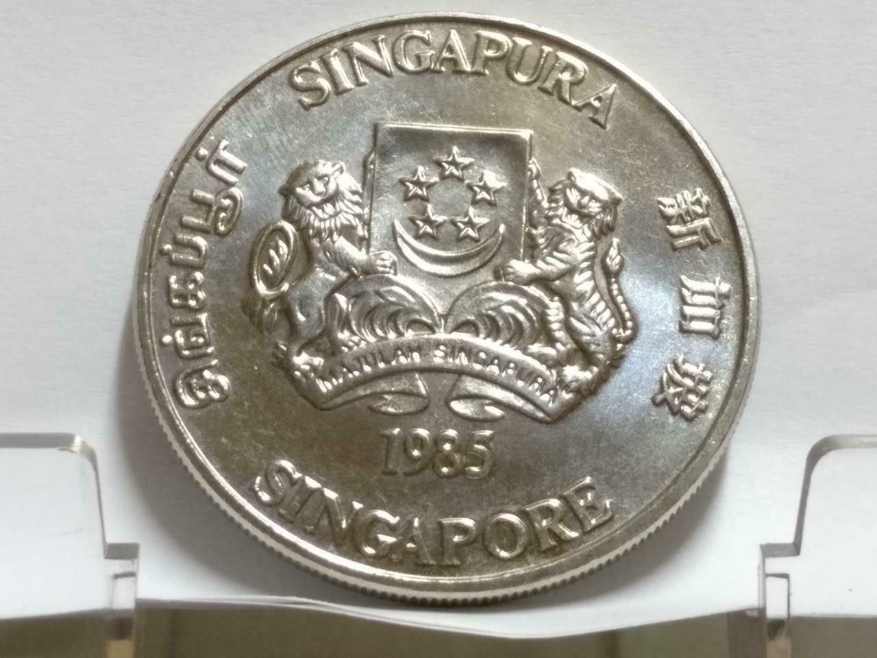 Singapore $10 Ox 1985 Copper Nickel Coin (C011)