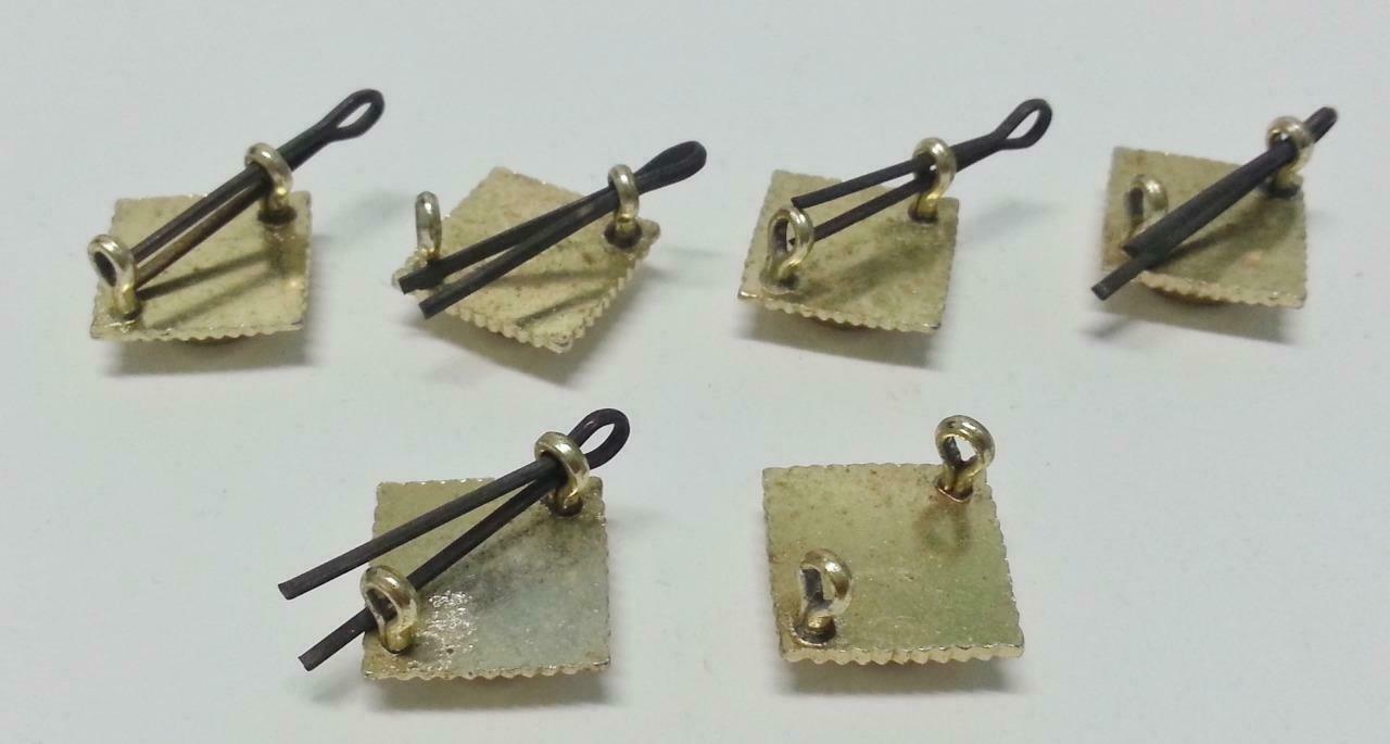 Rare Vintage 70s Singapore Army Uniform Gold Tone Buttons x 6 Pin Badge (B204)