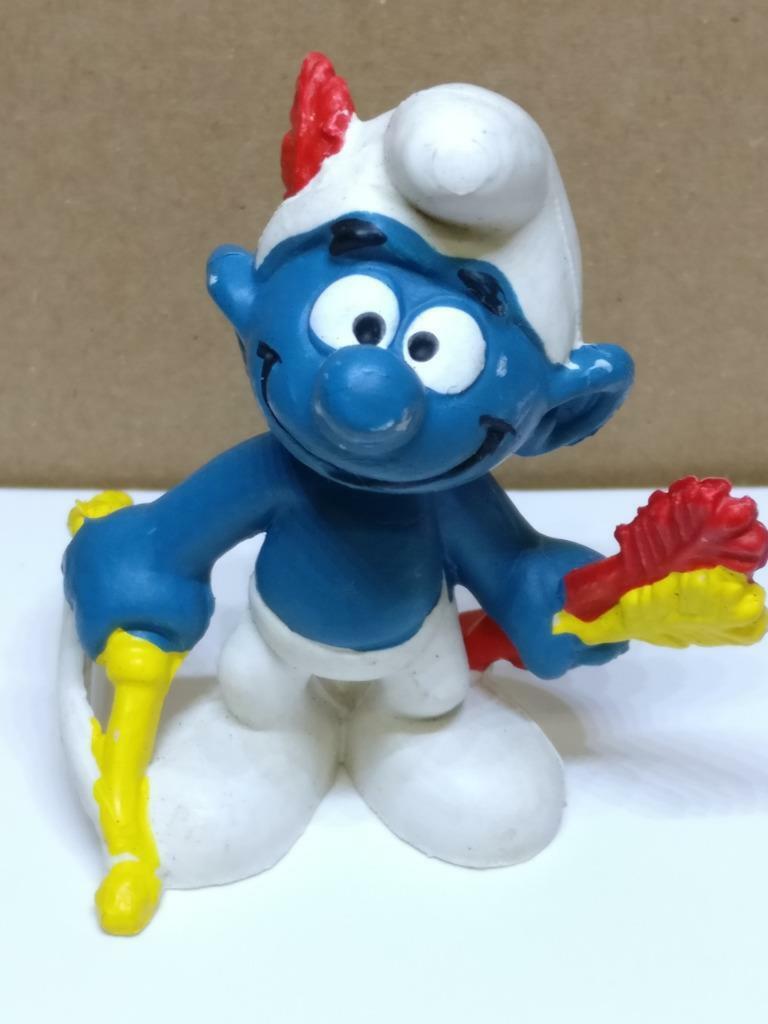 Vintage The Smurfs Bow & Arrow Figurine Miniature Peyo 1978 Hong Kong x1 (A1772)