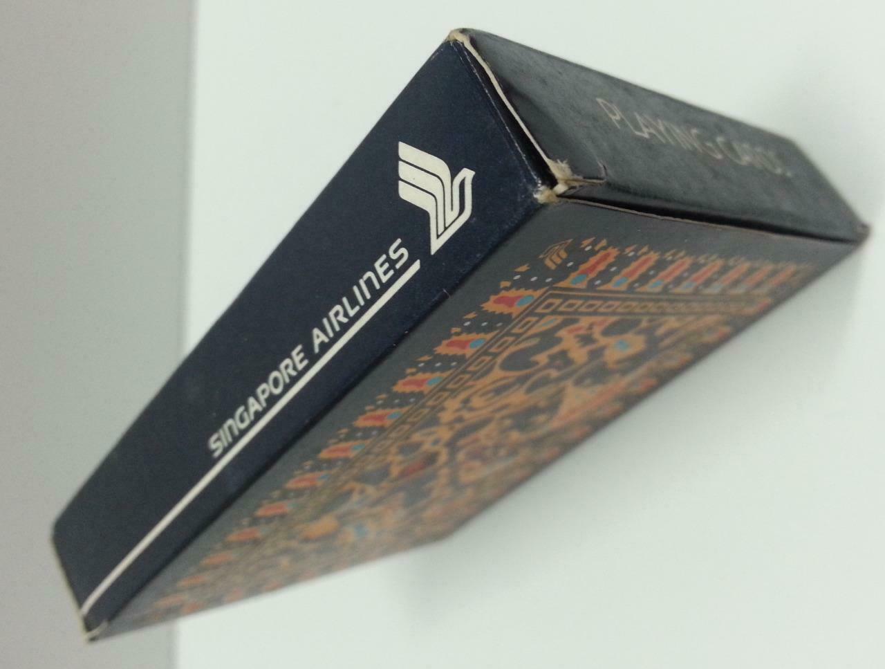 Rare Unsealed Singapore Airlines SIA Playing Cards Souvenir (A1047)