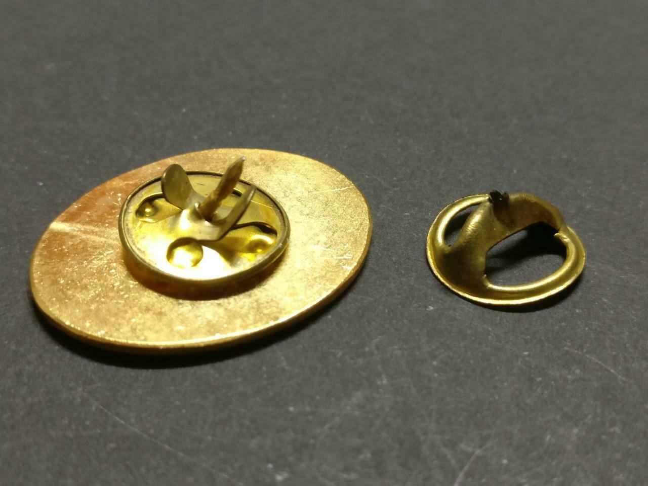Vintage Singapore Changi Airport We're NO.1 Gold Tone Pin Badge Button F/S B867