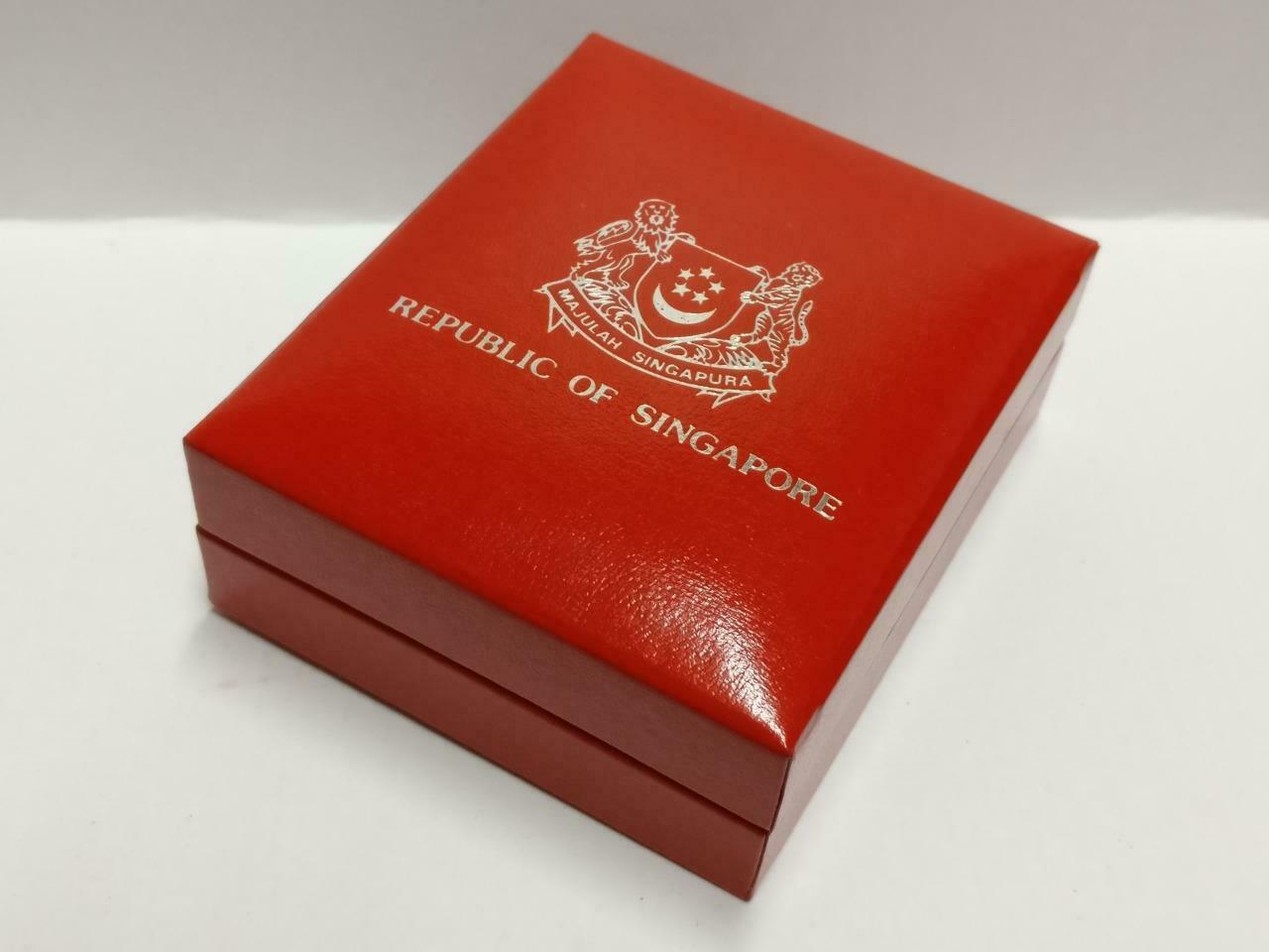 Singapore $5 Year Of The Family 1994 Proof Silver Coin With Box & Cert (C045b)