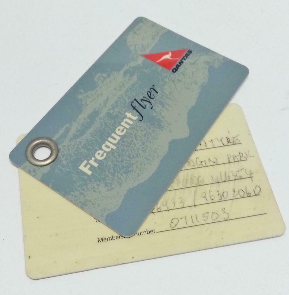 Rare Australia Qantas Airways Frequent Flyer Luggage Tag F/S (B109)