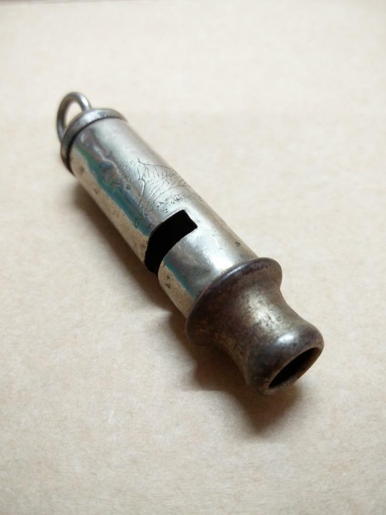 LP888 Vintage Rare Hong Kong Tiger Whistle (B571)