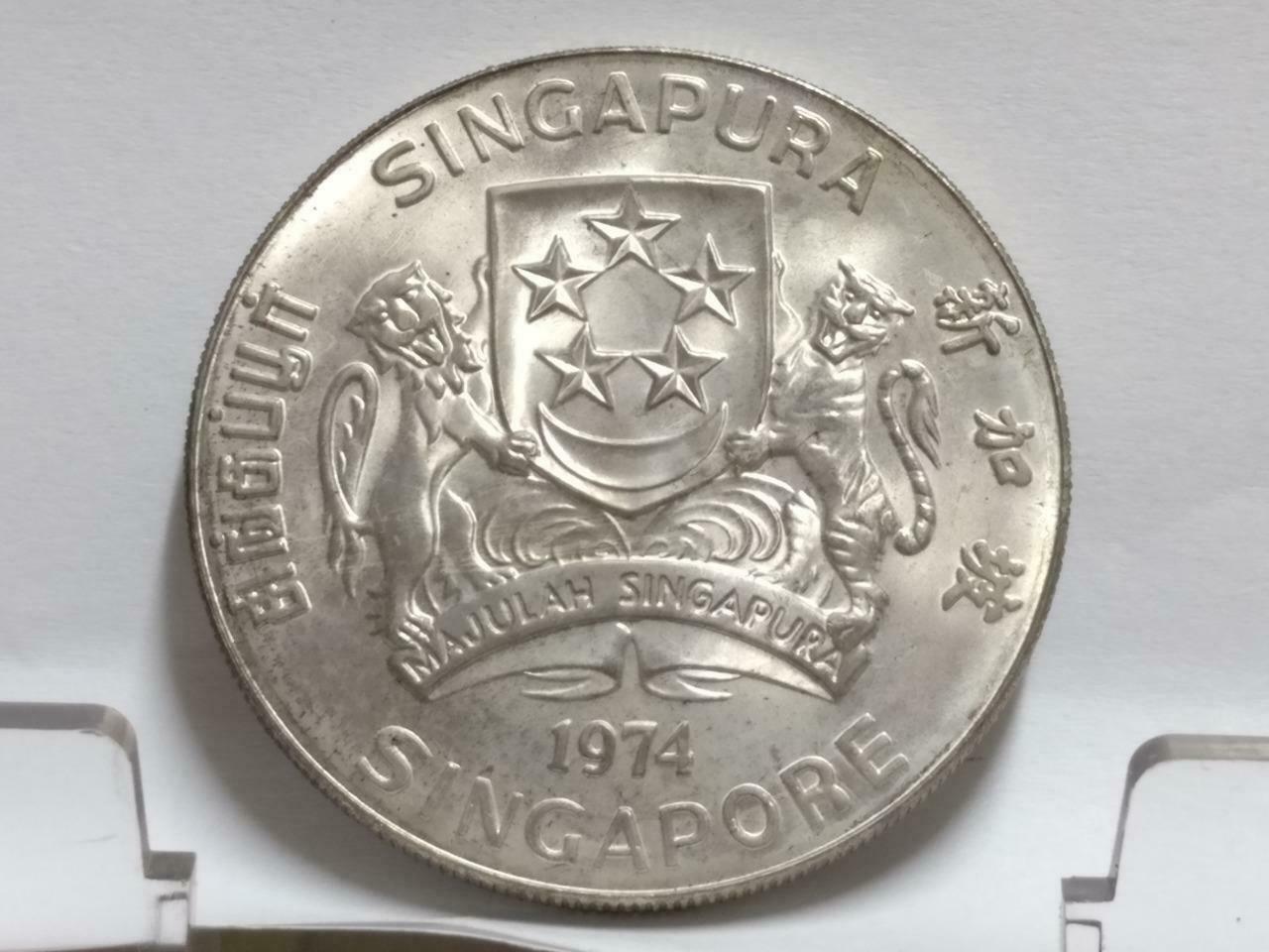 Singapore $10 10 Dollars 1974 Eagles Silver Coin (C017)