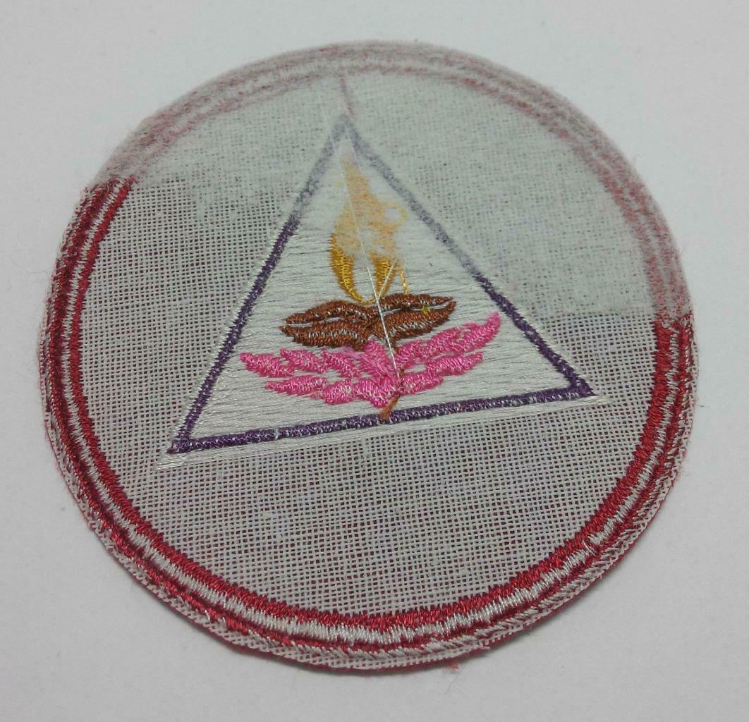 Embroidered Triangle Lotus Candle Pattern Sew On Clothes Patch (A970)