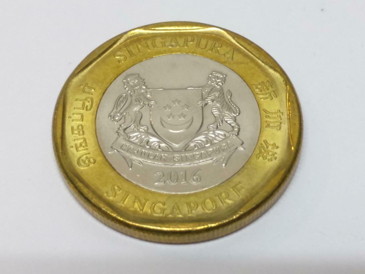 Vintage Singapore One Dollar $1 Coins Bimetal Coins x5 (A1855)