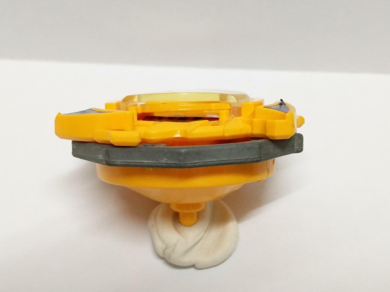 Used Beyblade Driger Plastic & Metal (A1523)