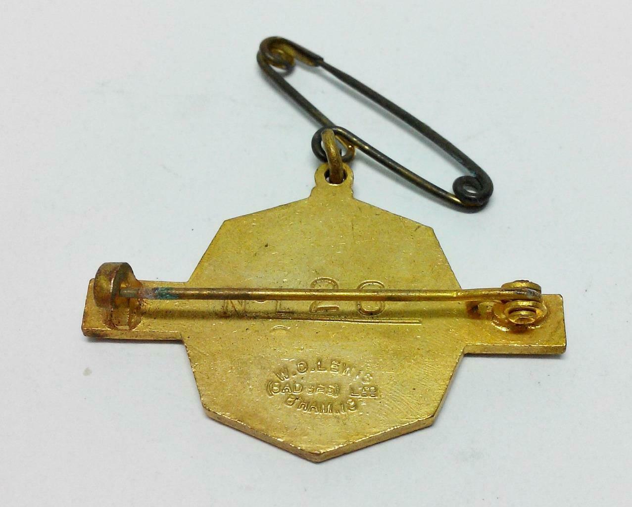 Mega Rare Vintage Singapore Turf Club 1970 W.O. Lewis (Badges) Pin Badge (B364)