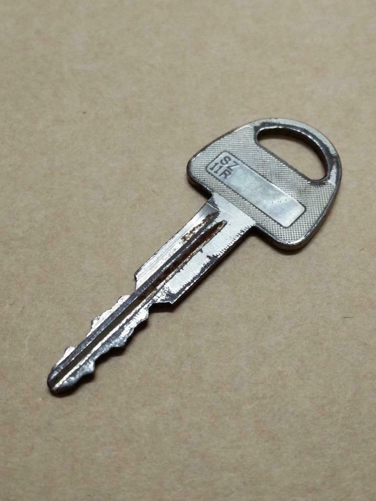 LP888 Silca Italy Metal Key Collectible (B551)