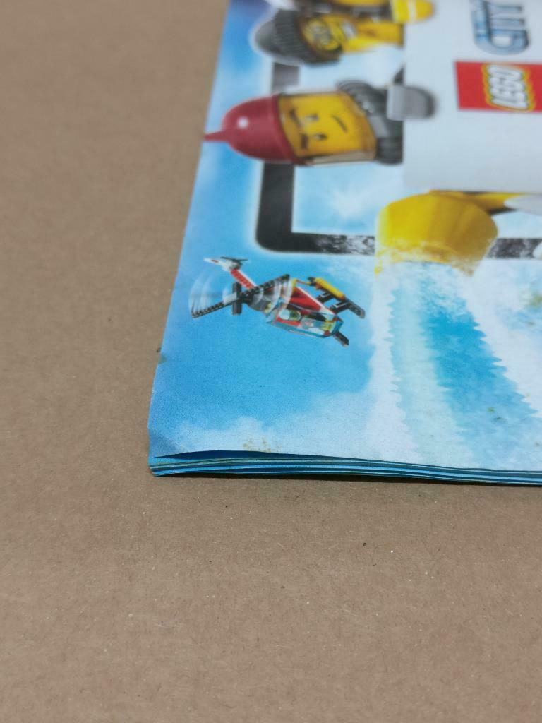 LEGO No. 60004 (1) City Fire Truck Manual Instructions Catalog Booklet (LG013)