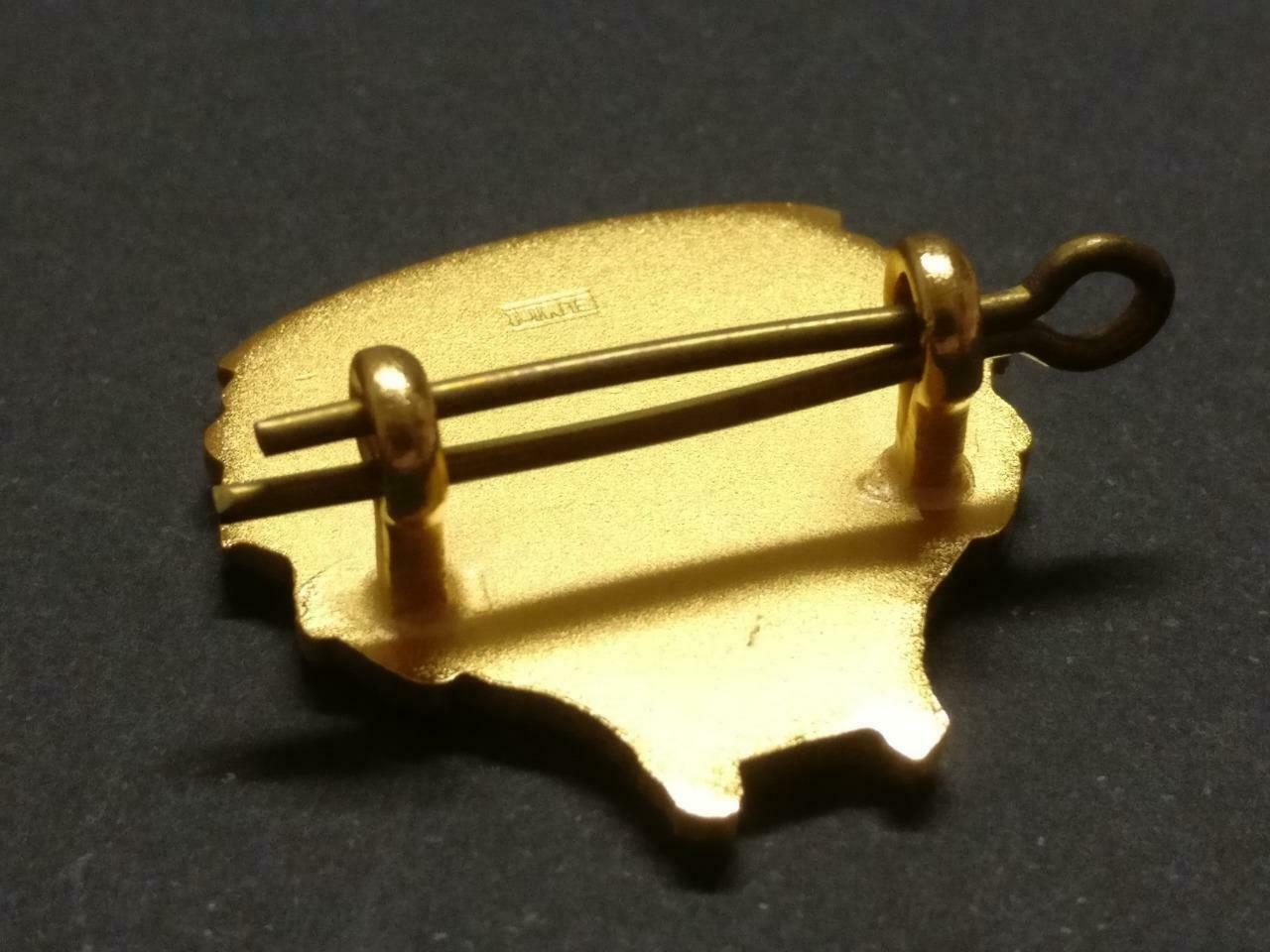 LP888 Rare Vintage Singapore Customs Gold Tone Pin Badge F/S B841
