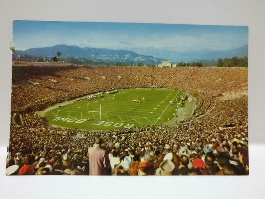 VTG Rose Bowl Pasadena California Football Field Games Color USA Postcard (P622)