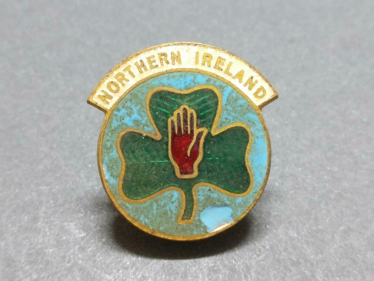 Rare Vintage Northern Ireland Shamrock Leaf Clover Pin Badge F/S B910