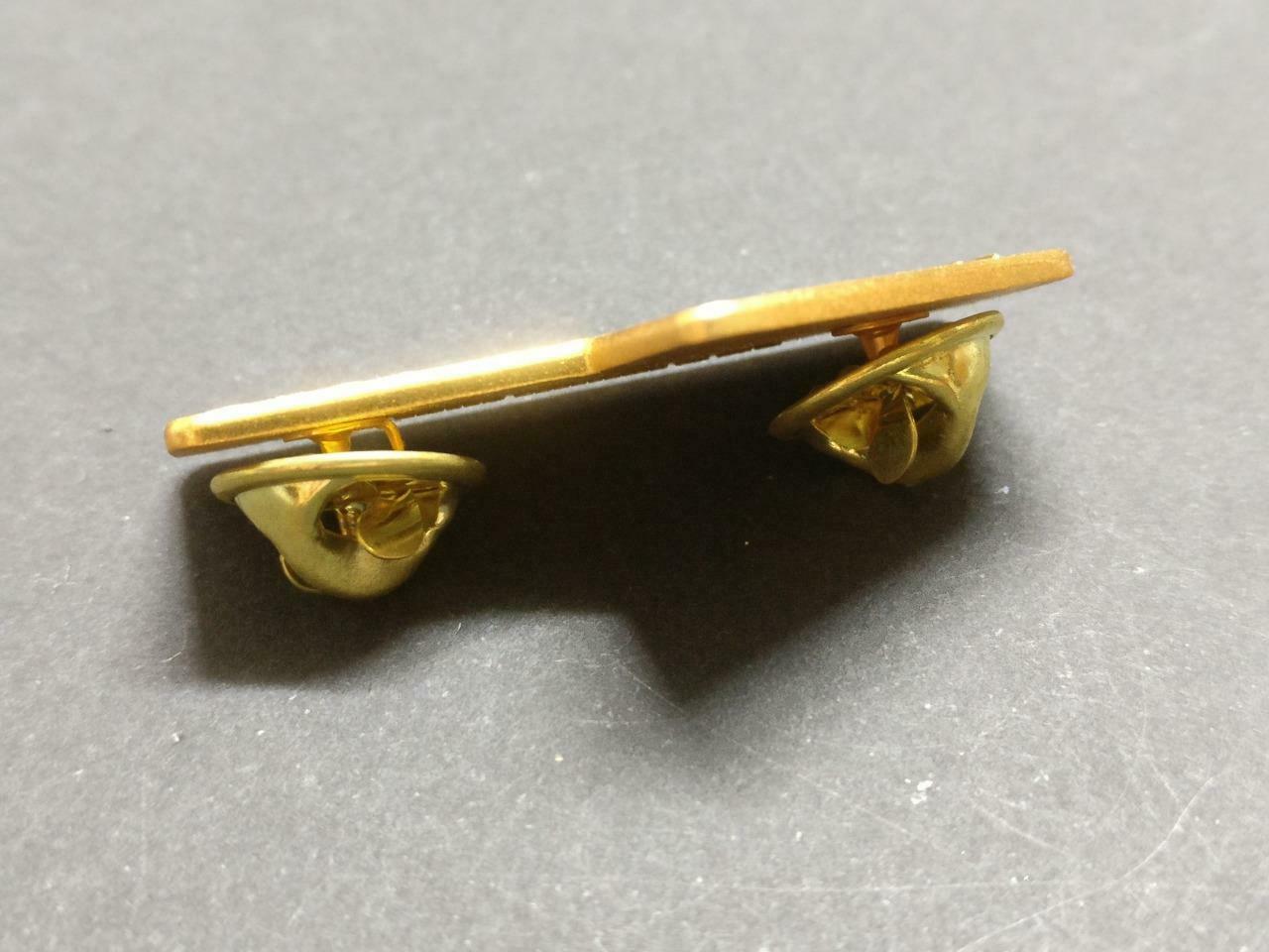 Vintage National Day Parade NDP 2013 Gold Tone Pin Badge Button F/S B863