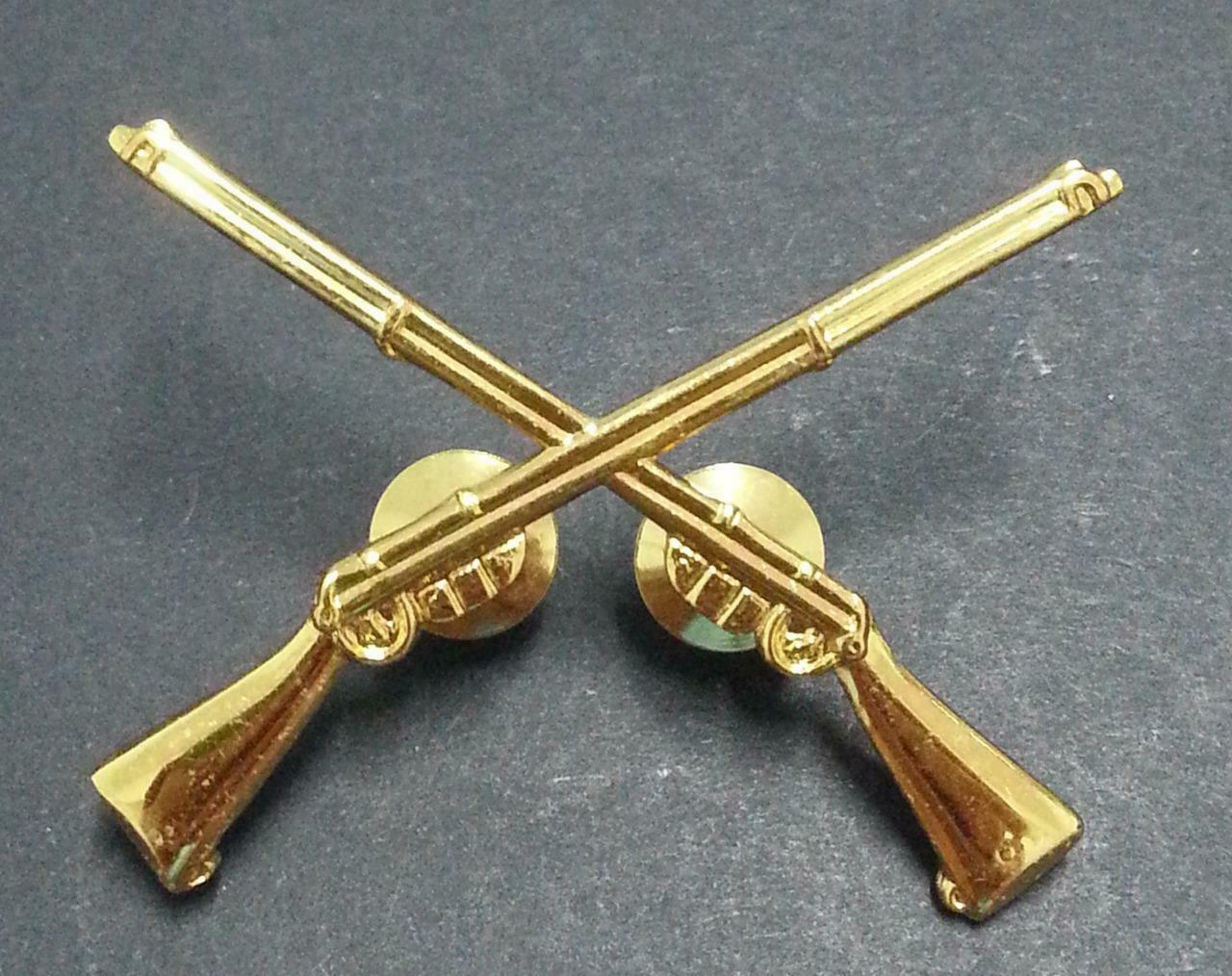 Rare Vintage Singapore Military Army Rifle Gun Gold Plated Pin Badge (B295)