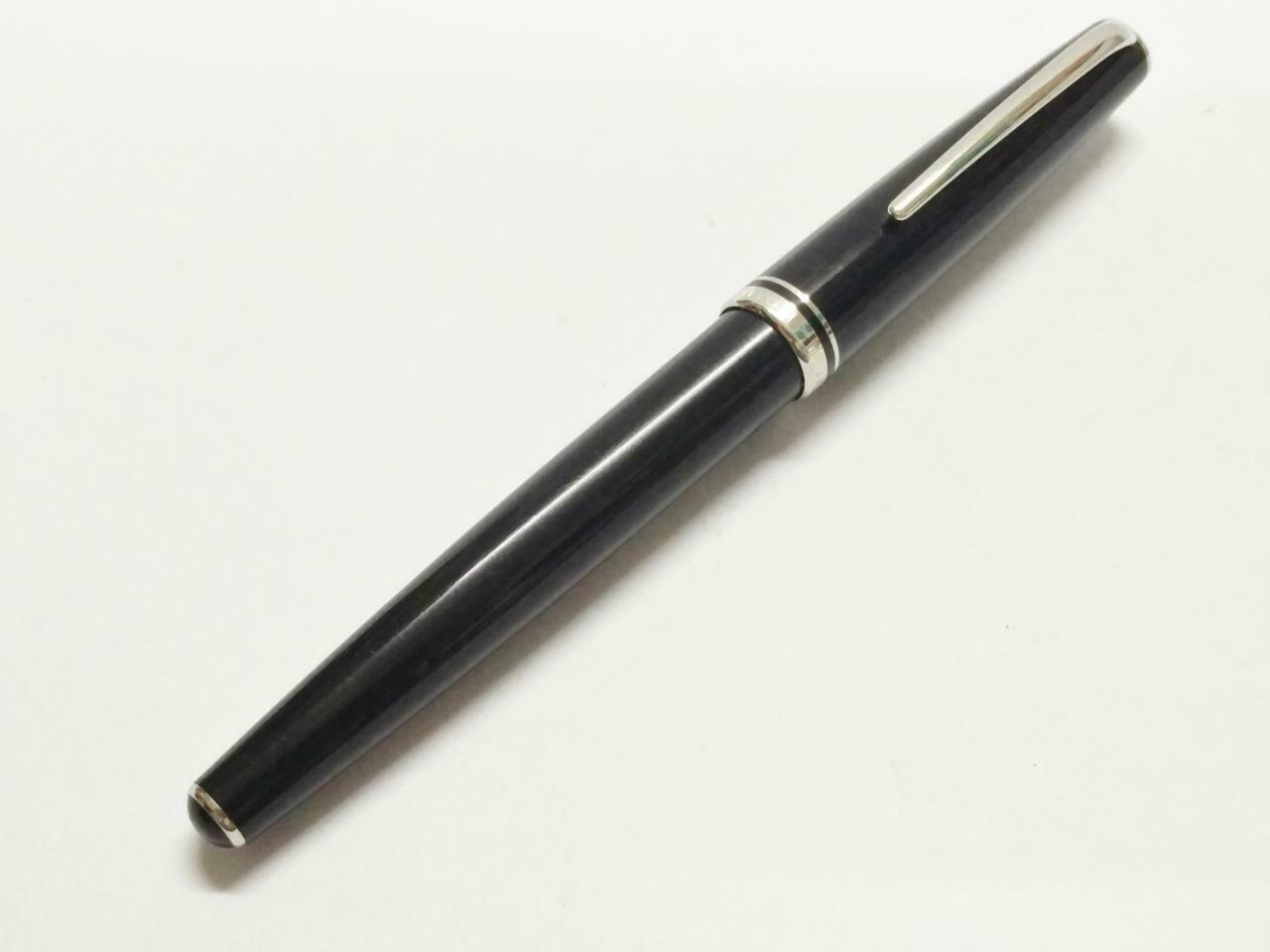 Vintage Preowned Montblanc Mont Blanc Silver Tone Rollerball Pen (A1597)