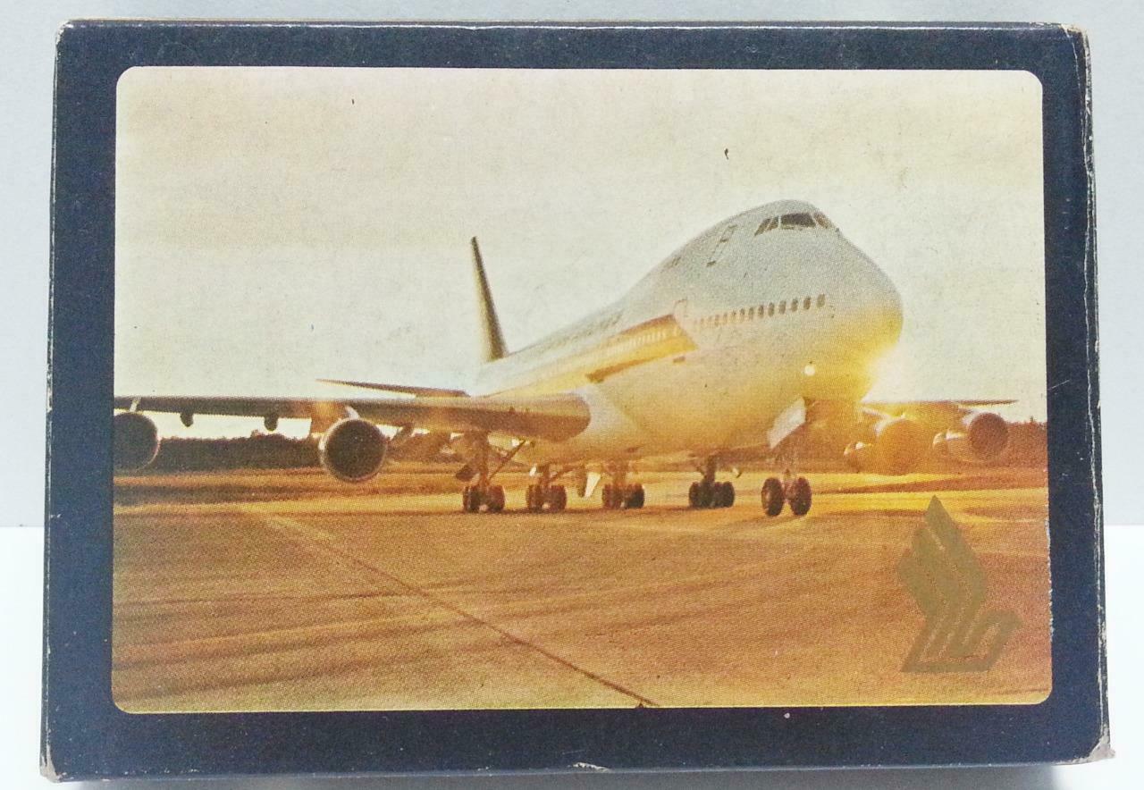 Rare Sealed Singapore Airlines SIA Playing Cards Souvenir (A1041)