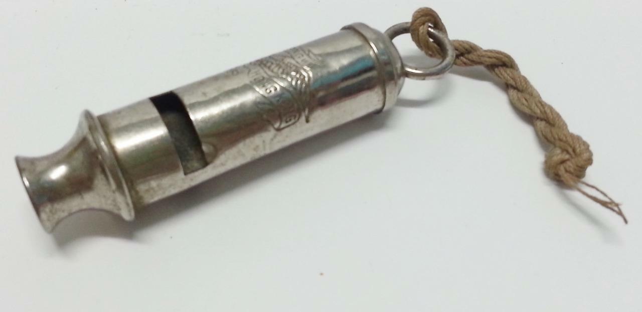 Vintage Rare Hong Kong Dragon Whistle (A1135)