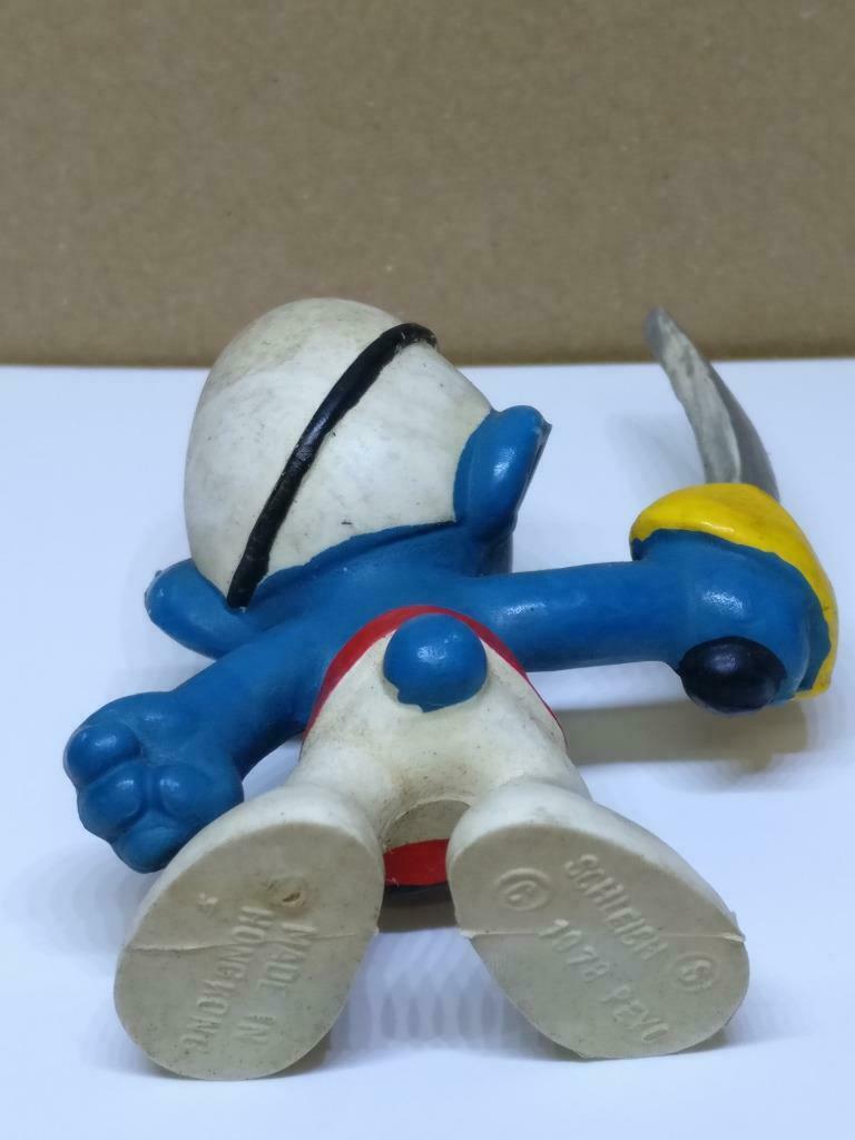 Vintage The Smurfs Pirate Smurf Miniature Figurine Peyo 1978 Hong Kong x01 A1779