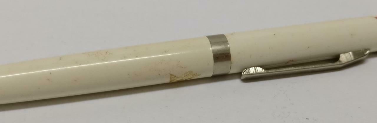 Vintage Rare SIA Singapore Airlines Pen w/ Box (A2106)