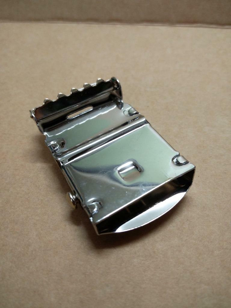 LP888 Singapore CAAS Airport Fire Rescue Service Metal Belt Buckle (B558)