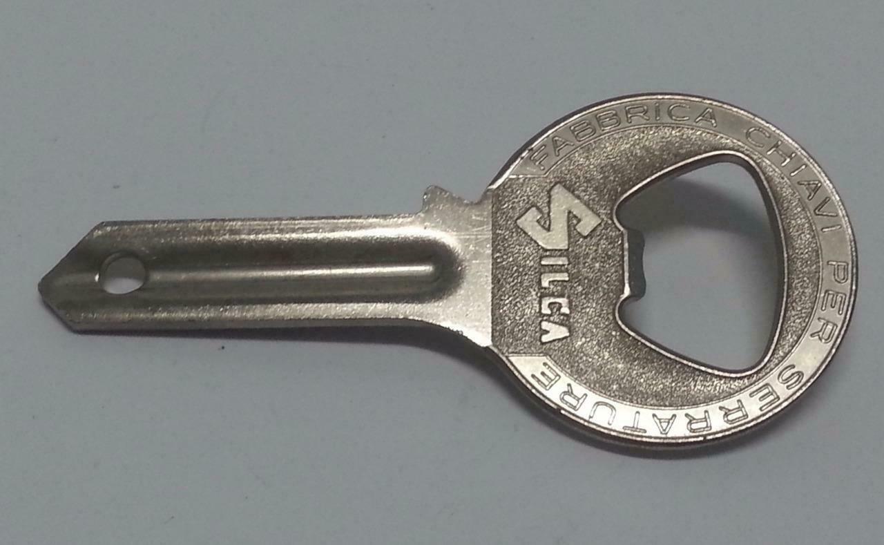 Vintage SILCA Fabbrica Chiavi Per Serrature Beer Opener Key (A911)