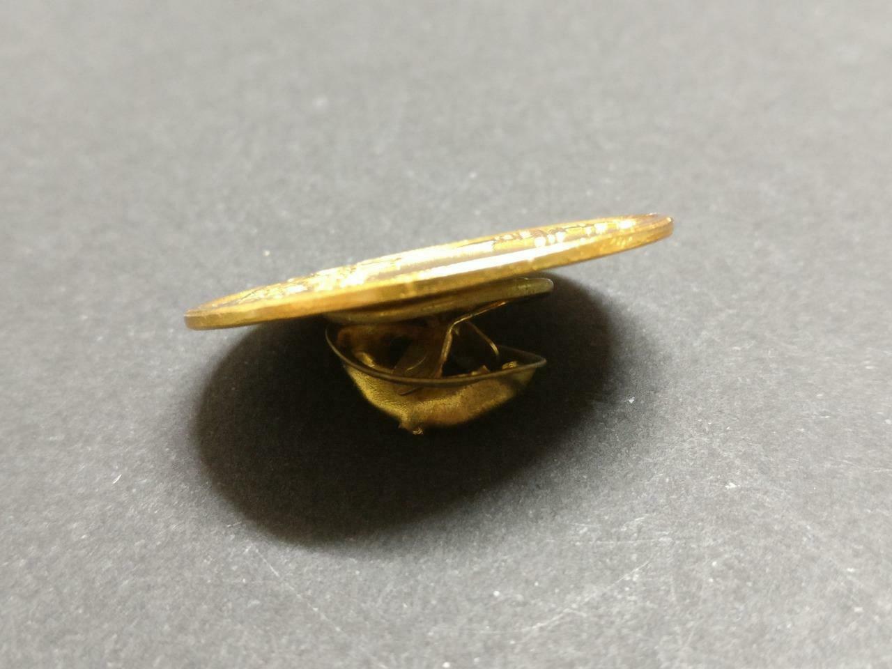 Vintage Singapore Changi Airport We're NO.1 Gold Tone Pin Badge Button F/S B867