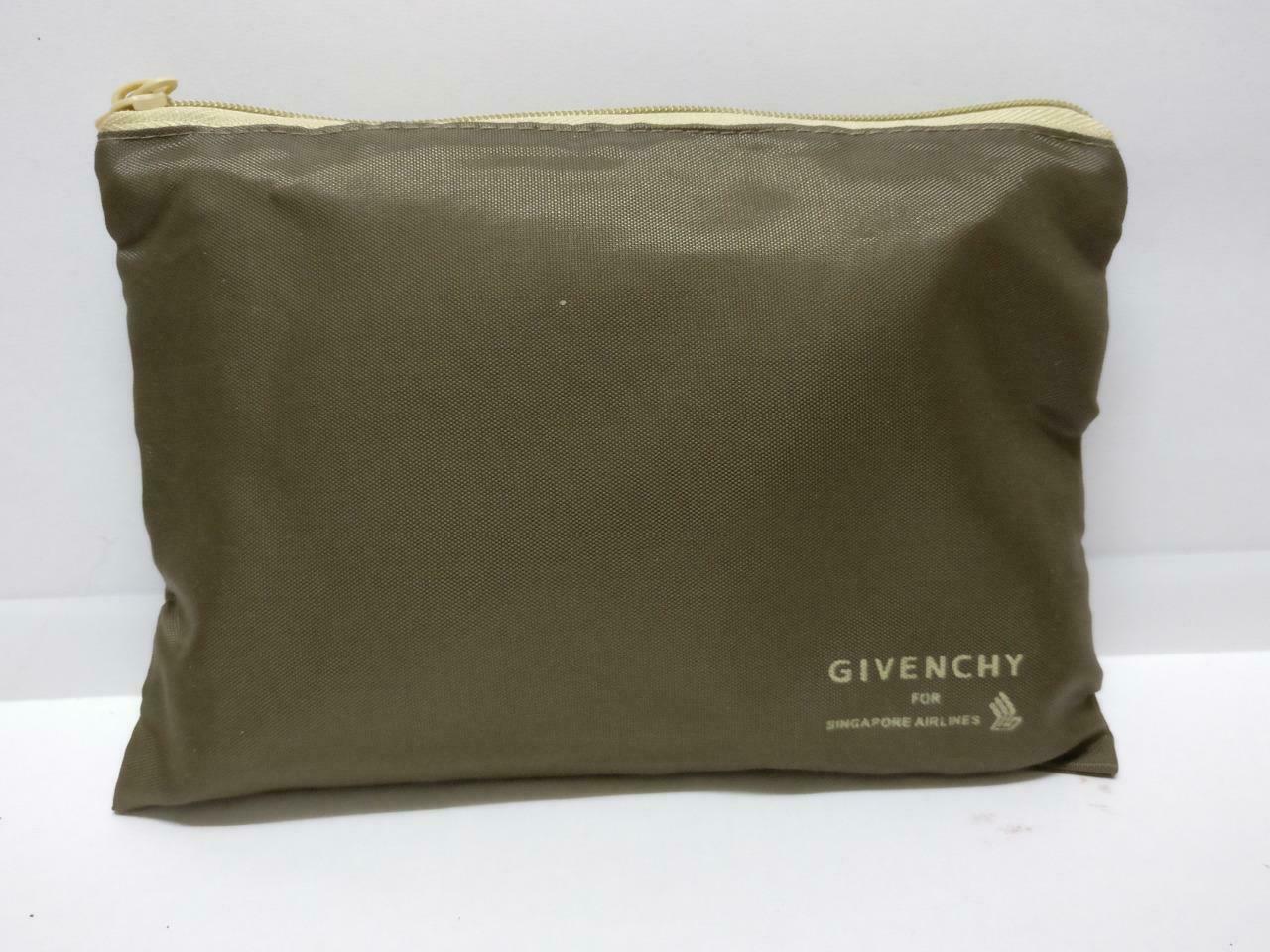 Givenchy For SIA Singapore Airlines Socks & A Toothbrush Set F/S (A2132)