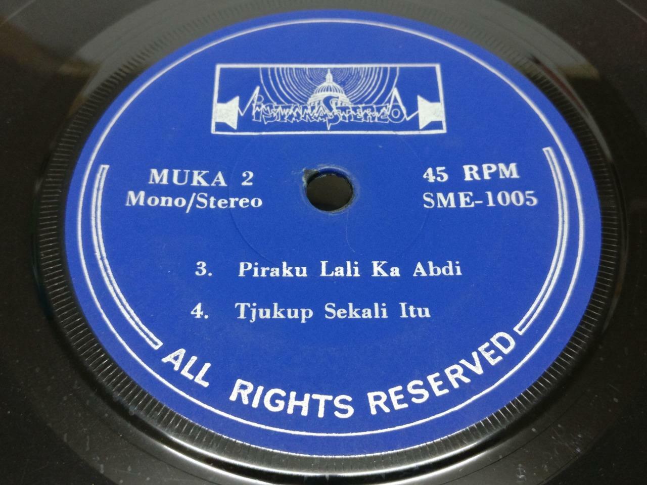 Malay Tetty Kadi & Band 4 Nada Ding Dong Dang Psych Garage Singapore 7" (EP396)