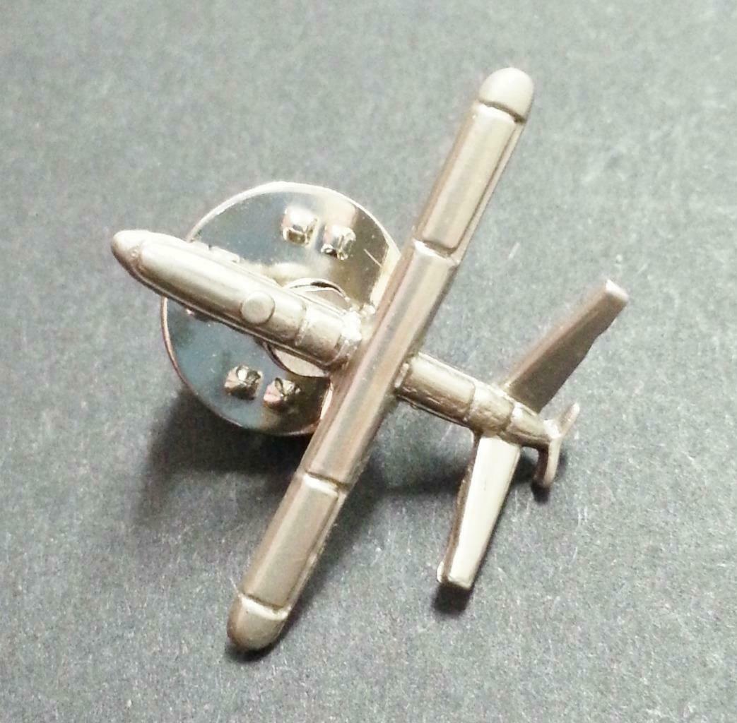 Rare Singapore Air Force Airplane Silver Tone Pin Badge F/S (A212)