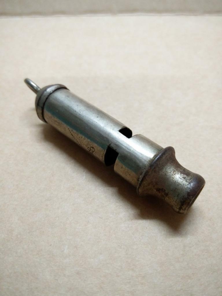 LP888 Vintage Rare Hong Kong Tiger Whistle (B571)