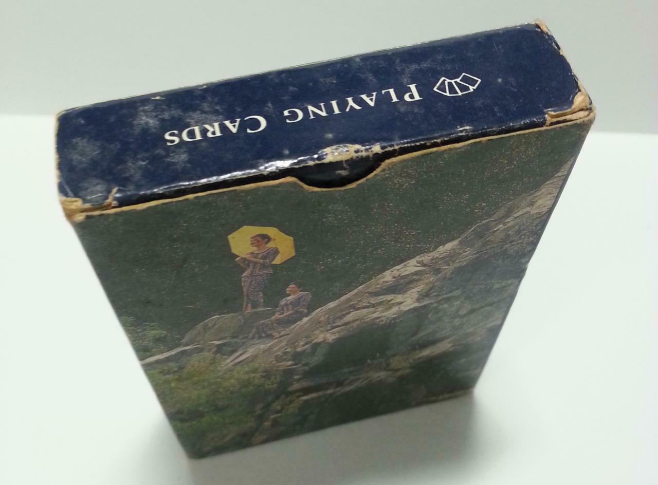 Rare Unsealed Vintage Singapore Airlines SIA Playing Cards Souvenir (A1093)