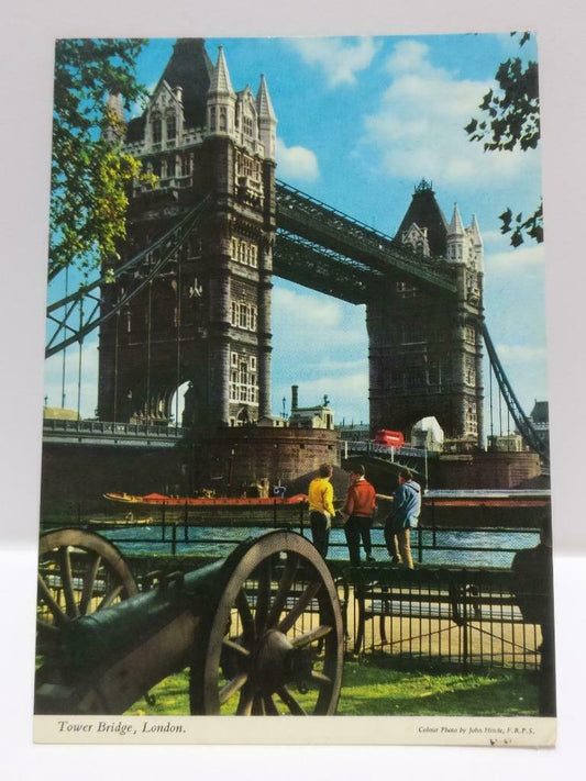 Vintage Tower Bridge UK London Tourist Attraction Scenery Color Postcard (P560)