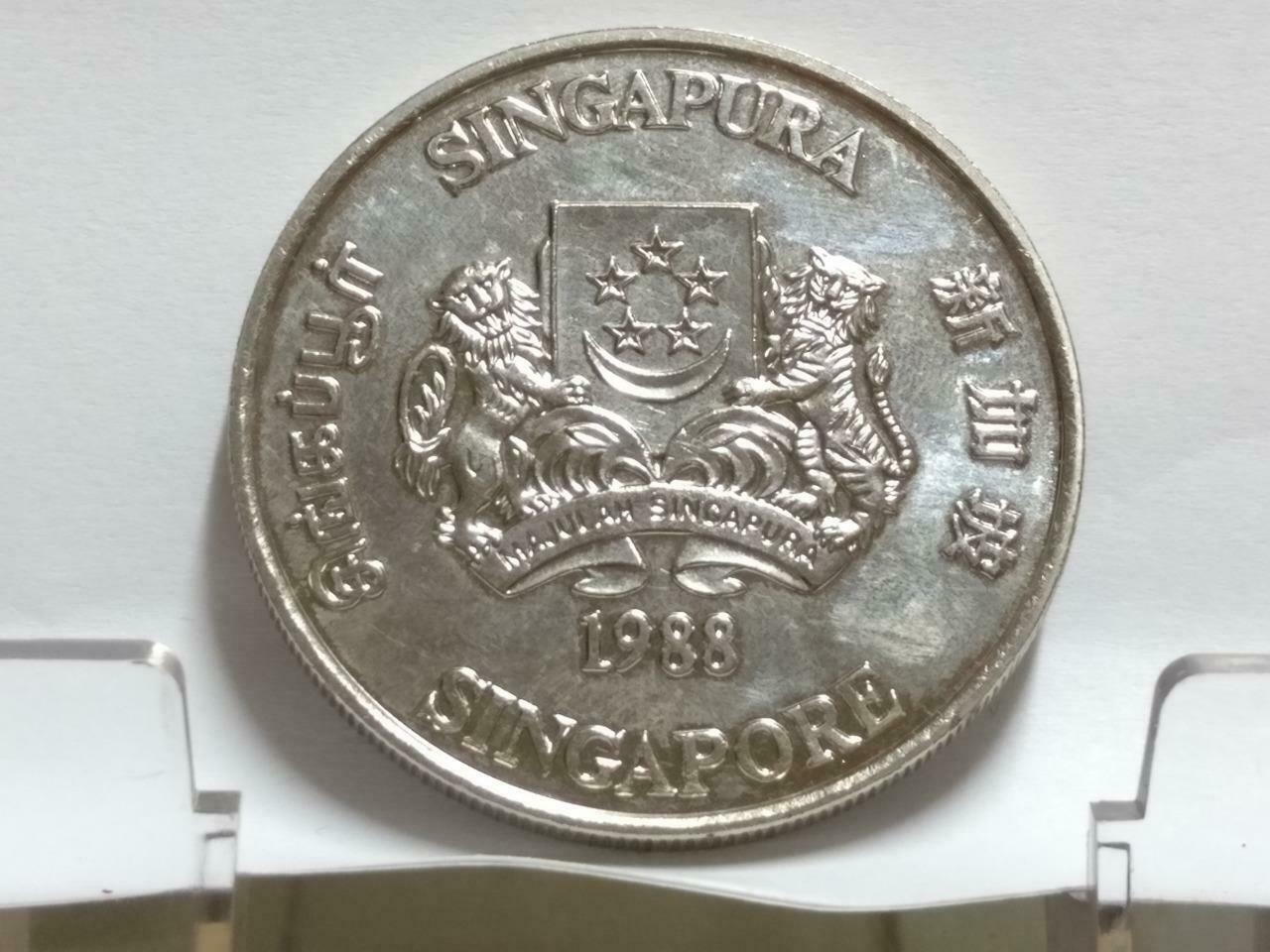 Singapore $10 Dragon 1988 Copper Nickel Coin (C009)
