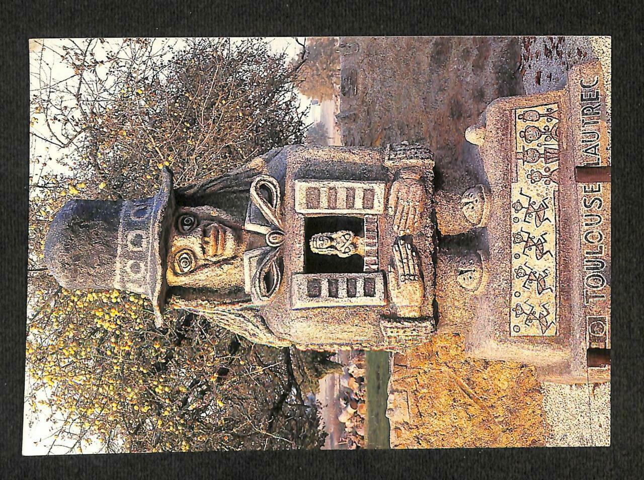 LUCKYPIGEON Robert Tatin France Historical Sculpture Toulouse Postcard (C1618)