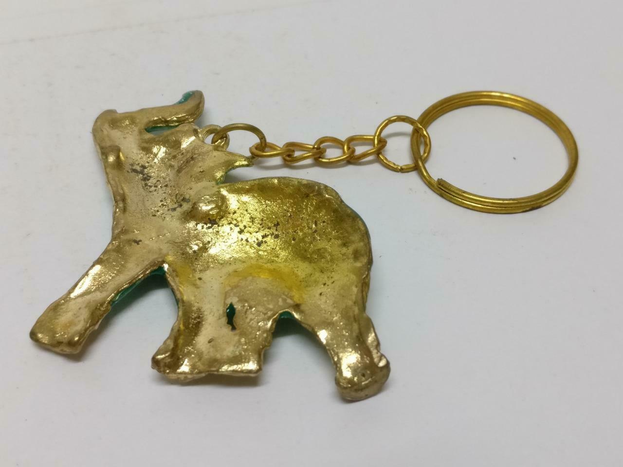 LP888 Rare Vintage Thailand Elephant Green Gold Tone Metal Keychain Souvenir (B708)