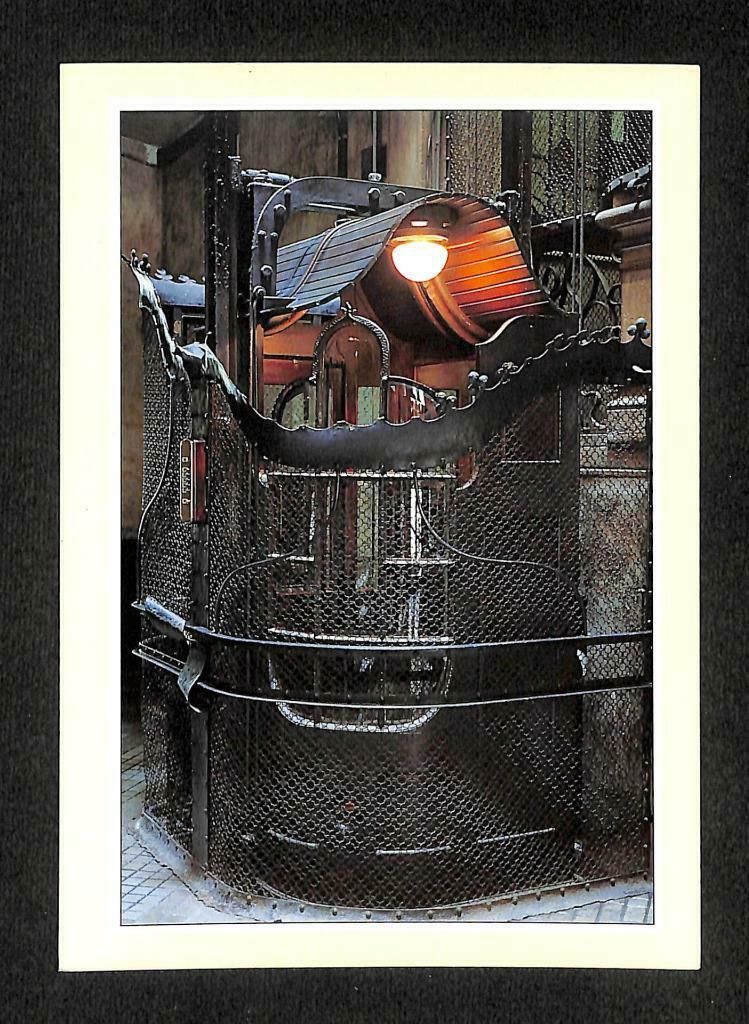 LUCKYPIGEON El Modernisme Casa Farreras Vintage Lift Art Spain Postcard (C1571)