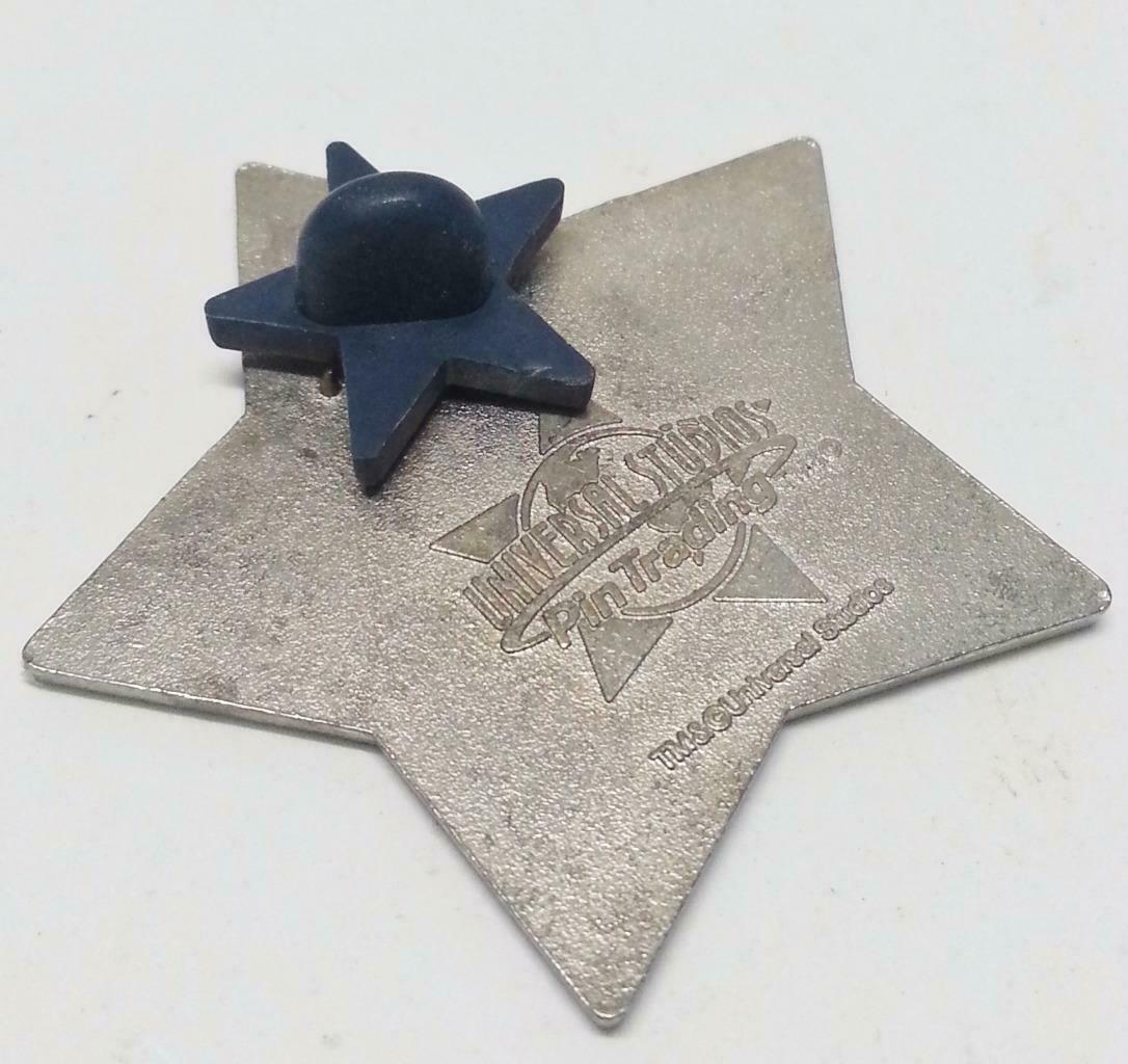 USS Universal Studios Singapore STAR Pink Annual Pass Holder Pin Badge (B192)