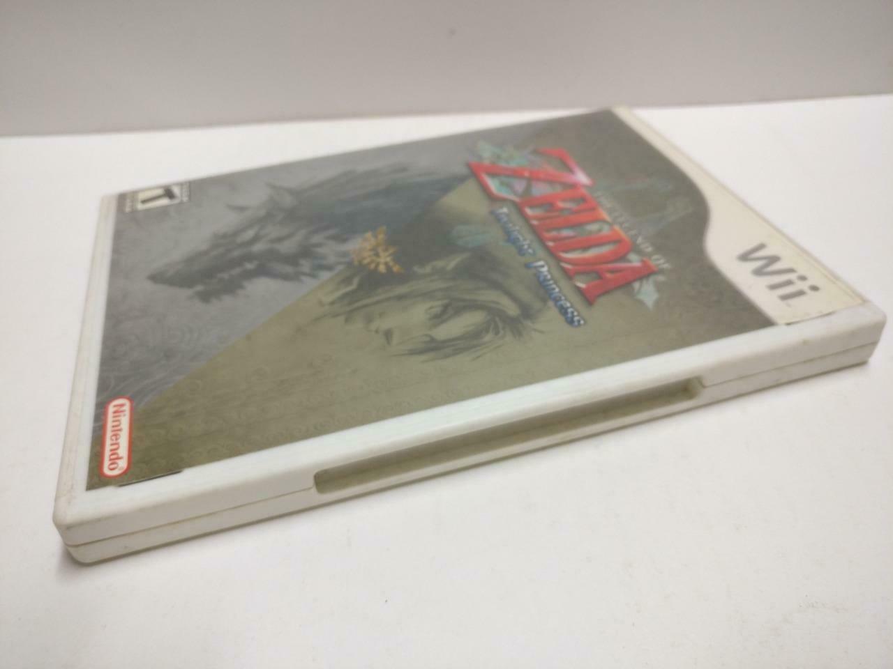 Nintendo Wii Game The Legend Of Zelda Twilight Princess 2006 USA Disc (GA393)