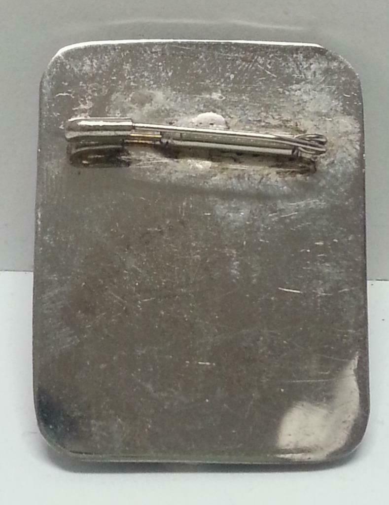 Rare Vintage Singapore Lions International Unite To Serve Pin Badge F/S (B101)