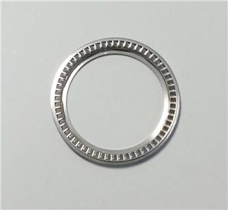 CH888 Authentic Tag Heuer Kirium Series Midsize Watch Bezel Polished x 01 (LK170)