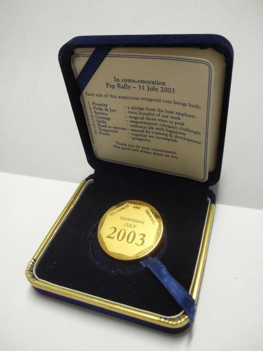 CH888 Rare Ritz Carlton Millenia Singapore 925 Silver Proof Coin Cert & Box (OC417)
