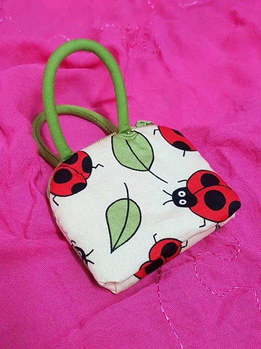 CH888 Thailand NaraYa Unused MINI Ladybird Beetle Bug Mini Cute Colorful Coin Pouch (G024)