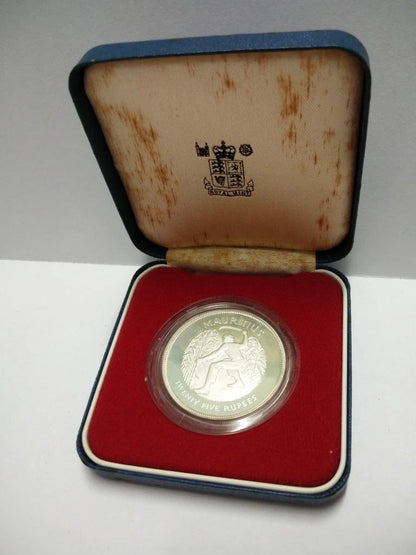 CH888 Mauritius 25 Rupees Silver Proof Coin 1977 Queen's Jubilee W/Cert & Box (OC433)