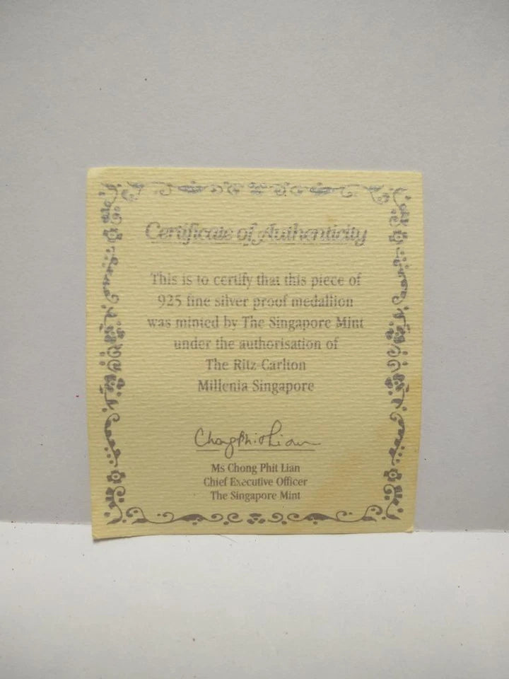 CH888 Rare Ritz Carlton Millenia Singapore 925 Silver Proof Coin Cert & Box (OC417)