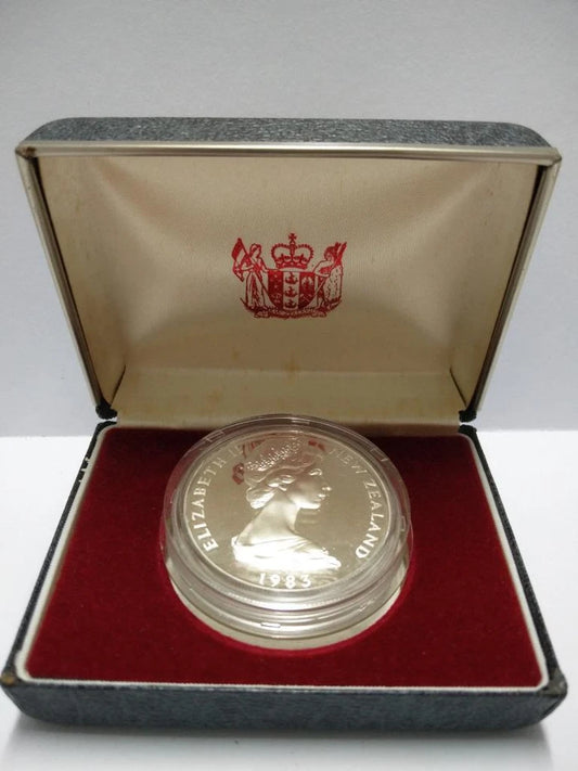 CH888 New Zealand $1 Silver Proof Coin 1983 50th Years Coinage W/Cert & Box (OC432)