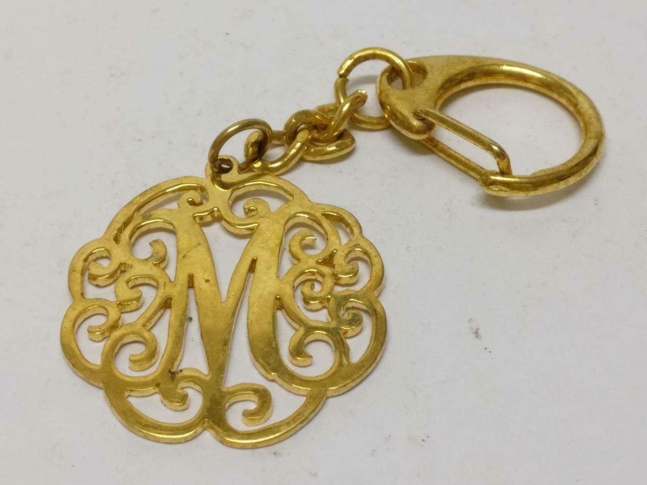 Vintage Beautiful Letter Initial M Gold Tone Metal Keyring Keychain F/S (B782)